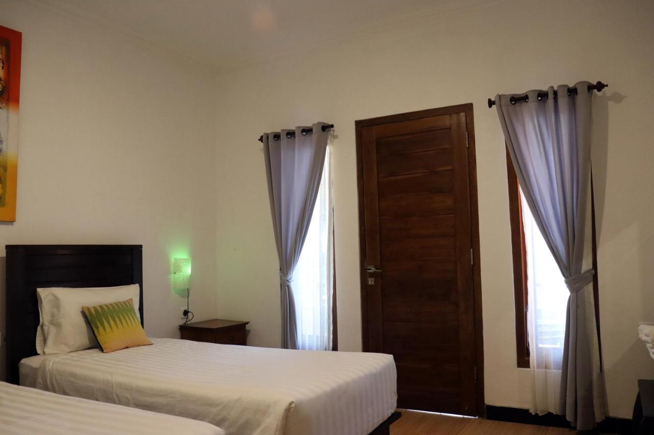 Отель Sunny Point Penida Ped Экстерьер фото